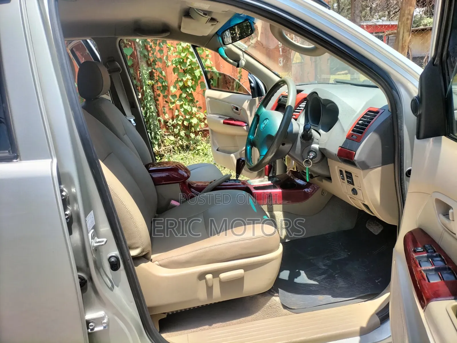 Toyota Hilux 2011 Silver