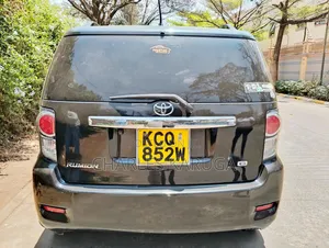 Toyota Corolla Rumion 2011 Black