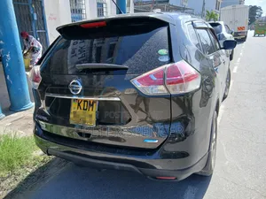 Nissan X-Trail 2015 Brown