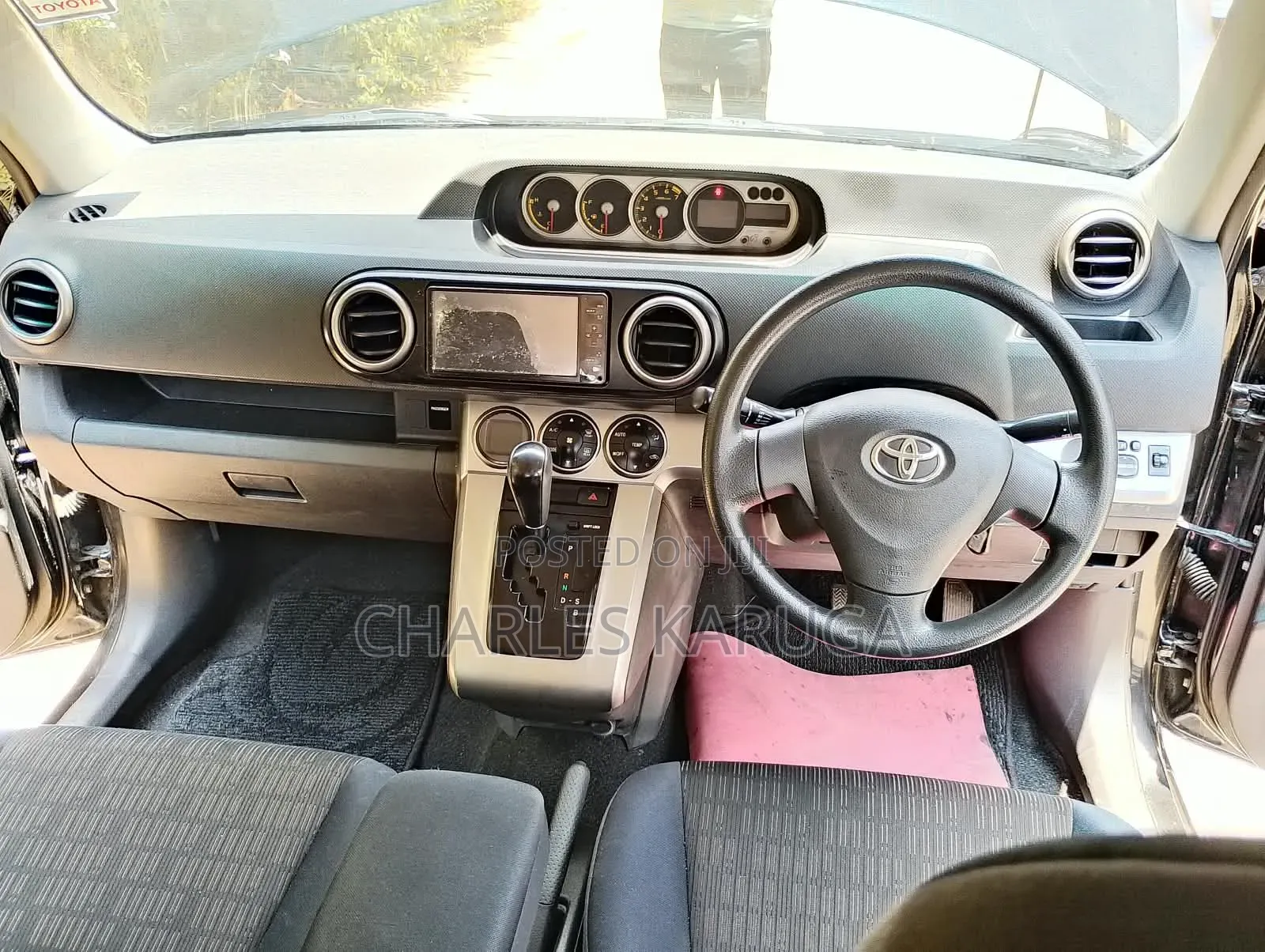Toyota Corolla Rumion 2011 Black