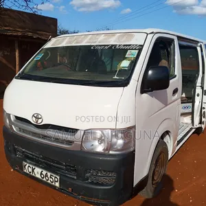 Toyota HiAce 2008 White