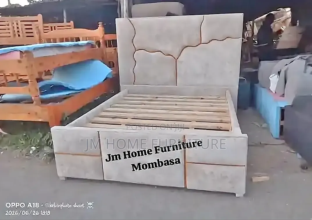 Modern Beds 5by6 Hardwood