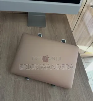 Laptop Apple MacBook 2020 8GB Apple M2 SSD 256GB