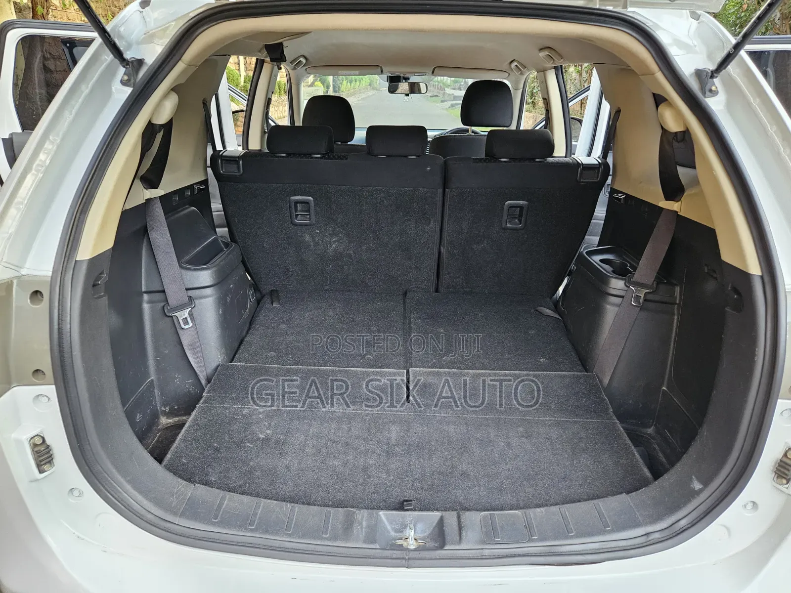 Mitsubishi Outlander 2013 White