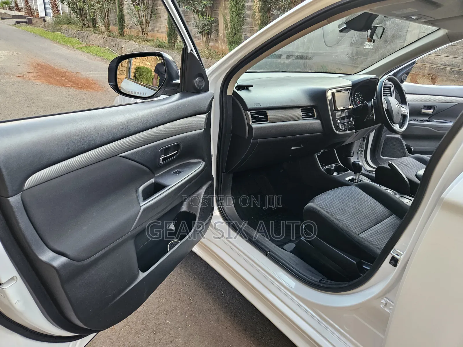 Mitsubishi Outlander 2013 White