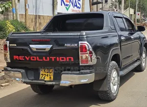 Toyota Hilux 3.0 D-4D 4x4 2015 Black