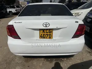 Toyota Axio 2009 White