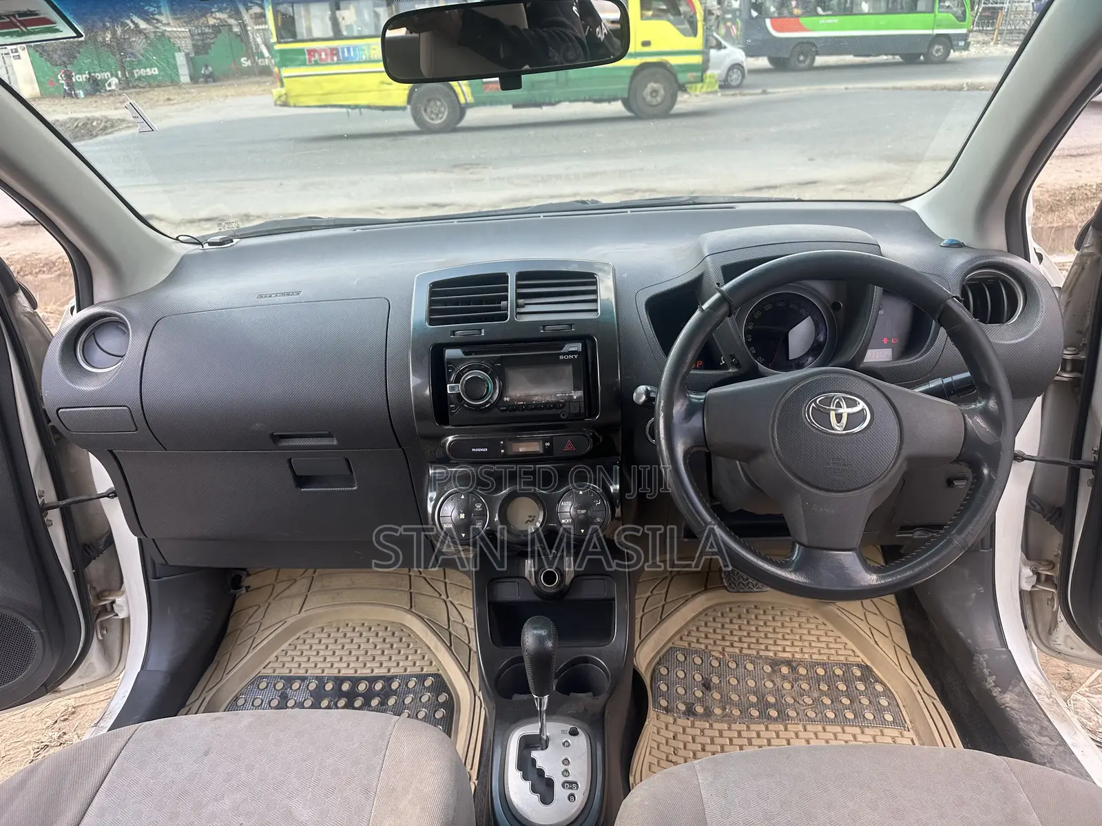 Toyota IST 2007 White