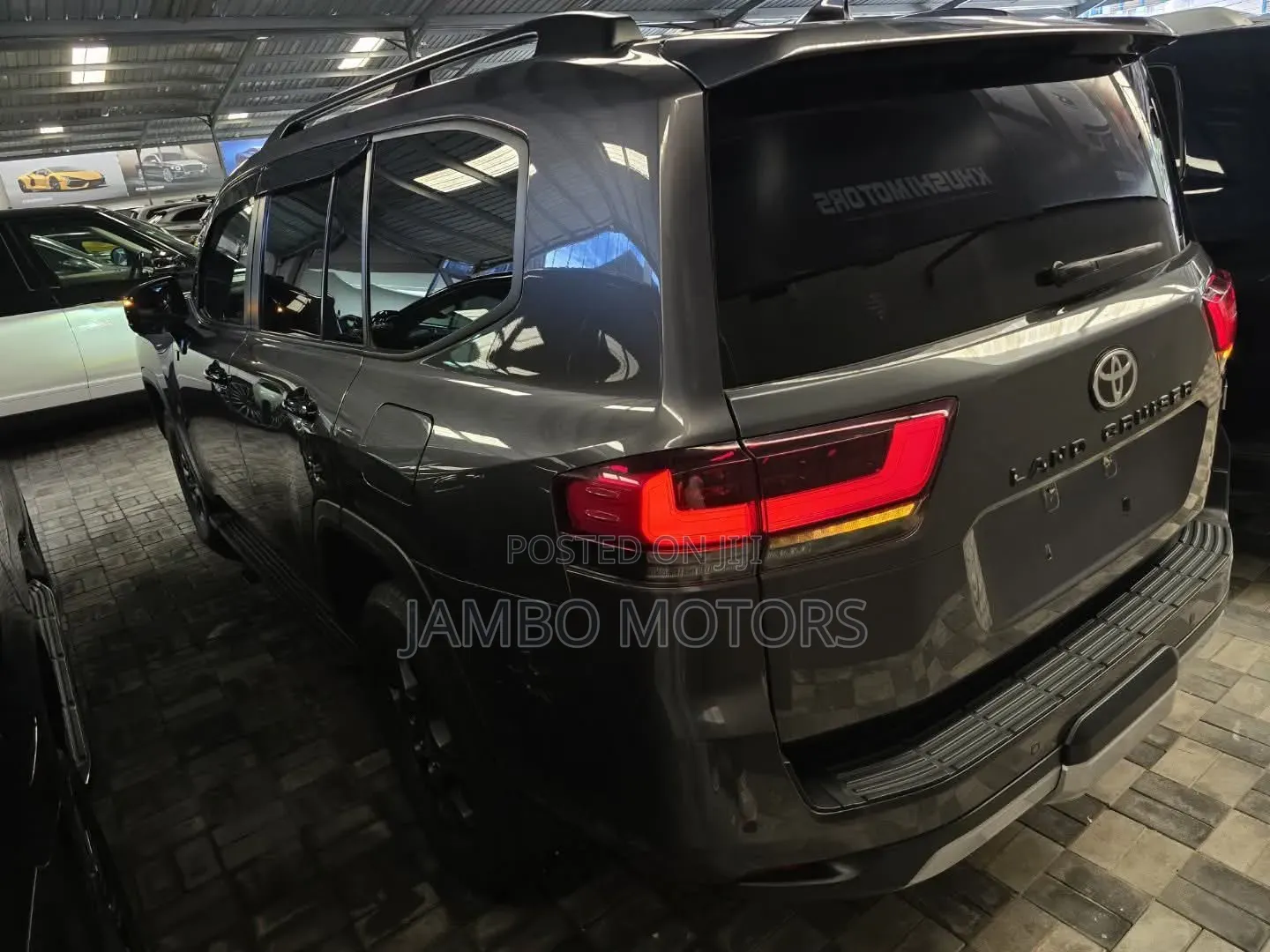Toyota Land Cruiser LC300 2024 Gray