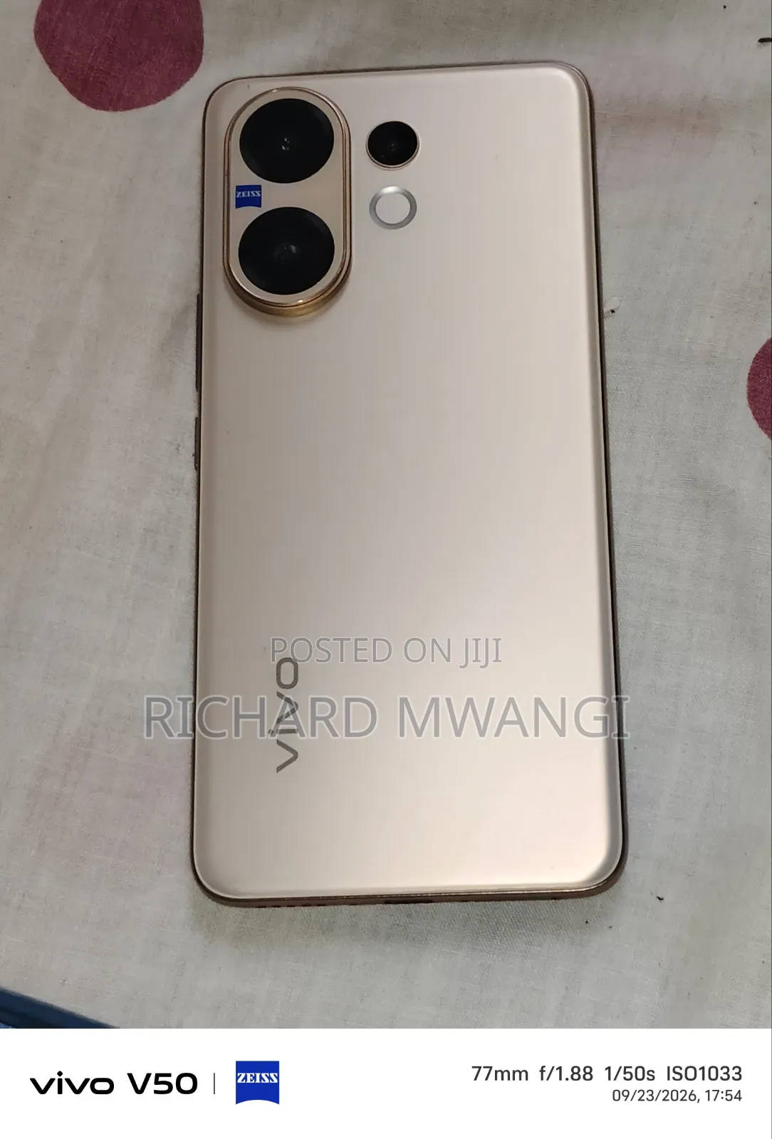 Vivo V60 256 GB Gold