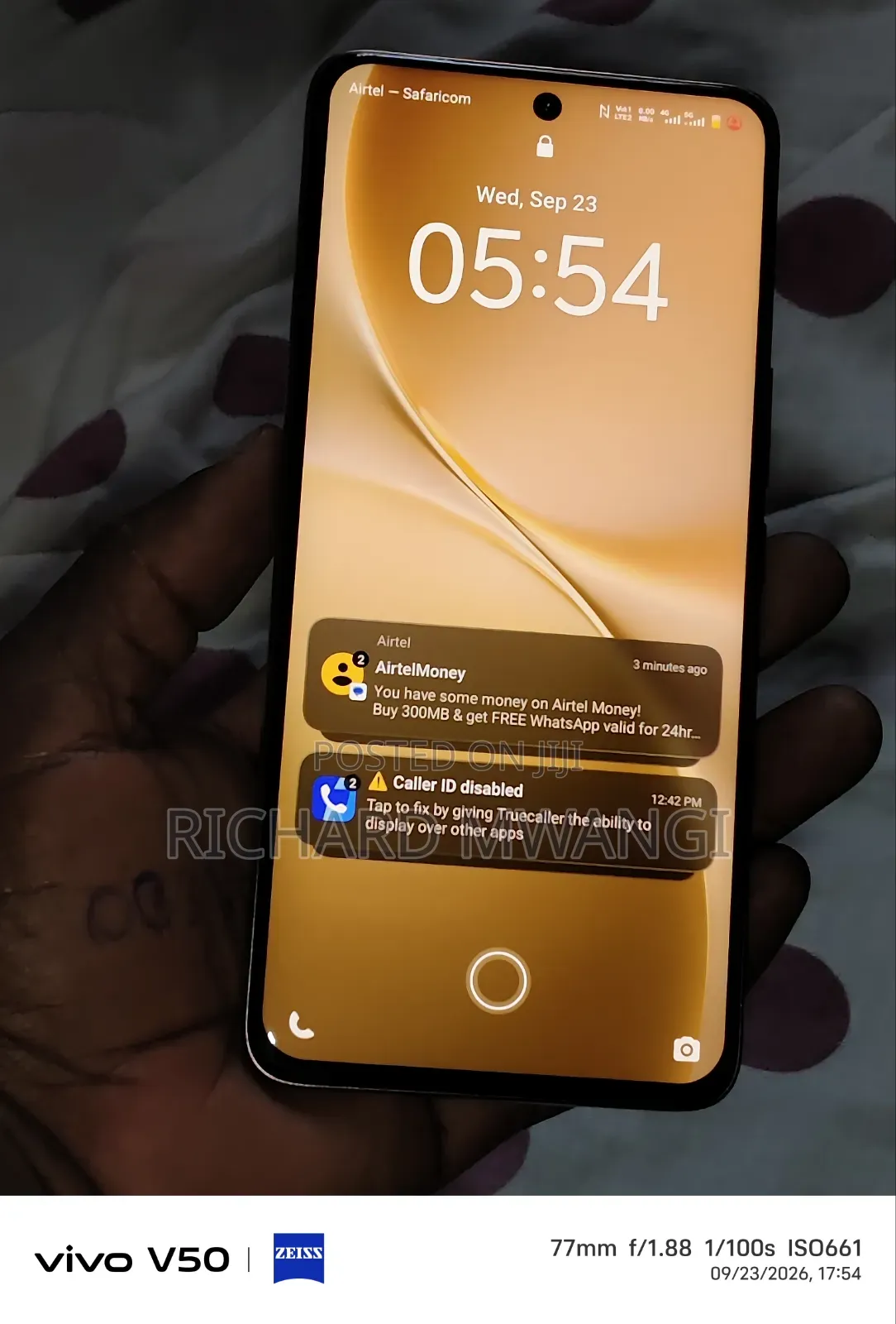 Vivo V60 256 GB Gold