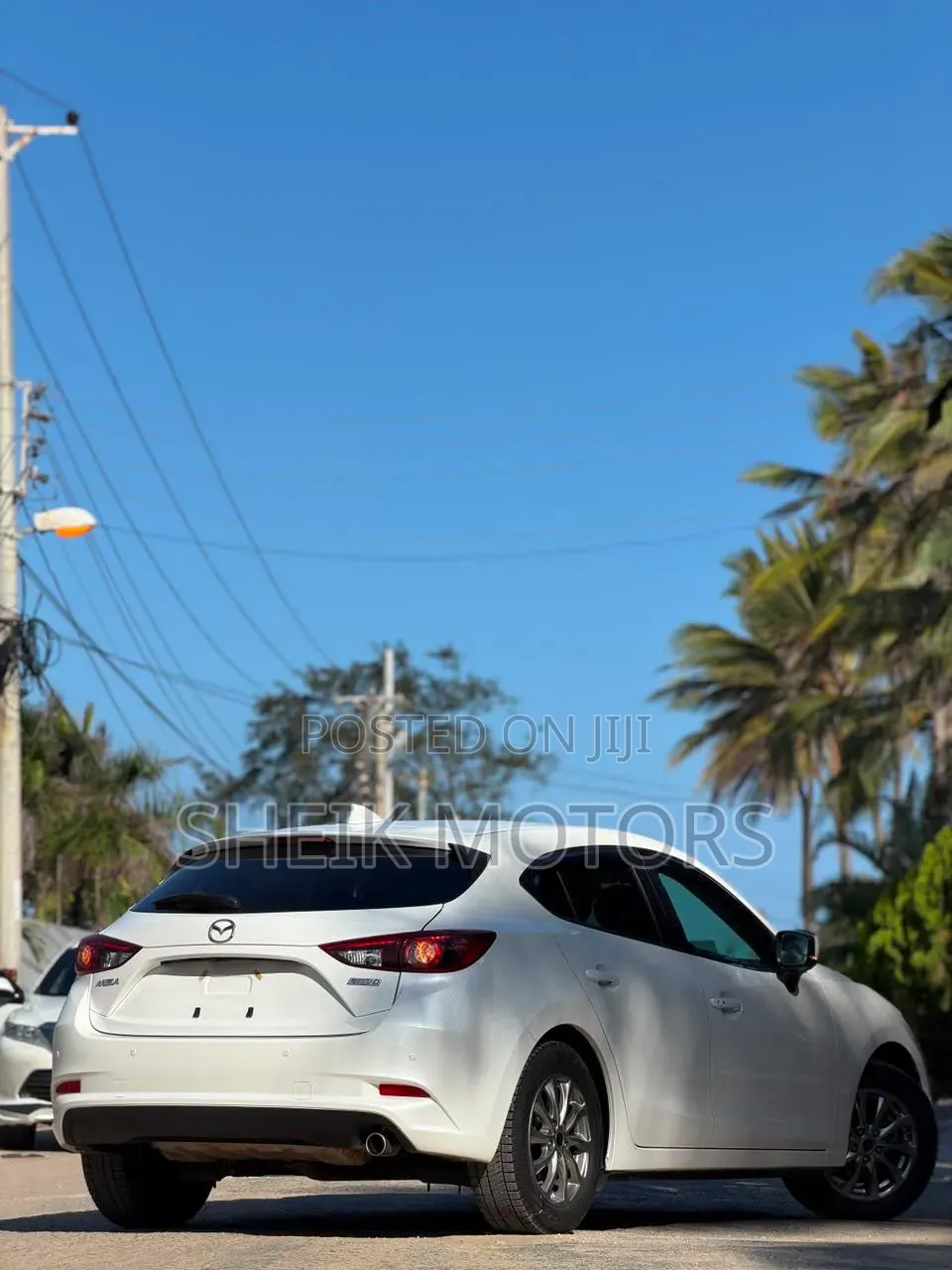 Mazda Axela 2019 White