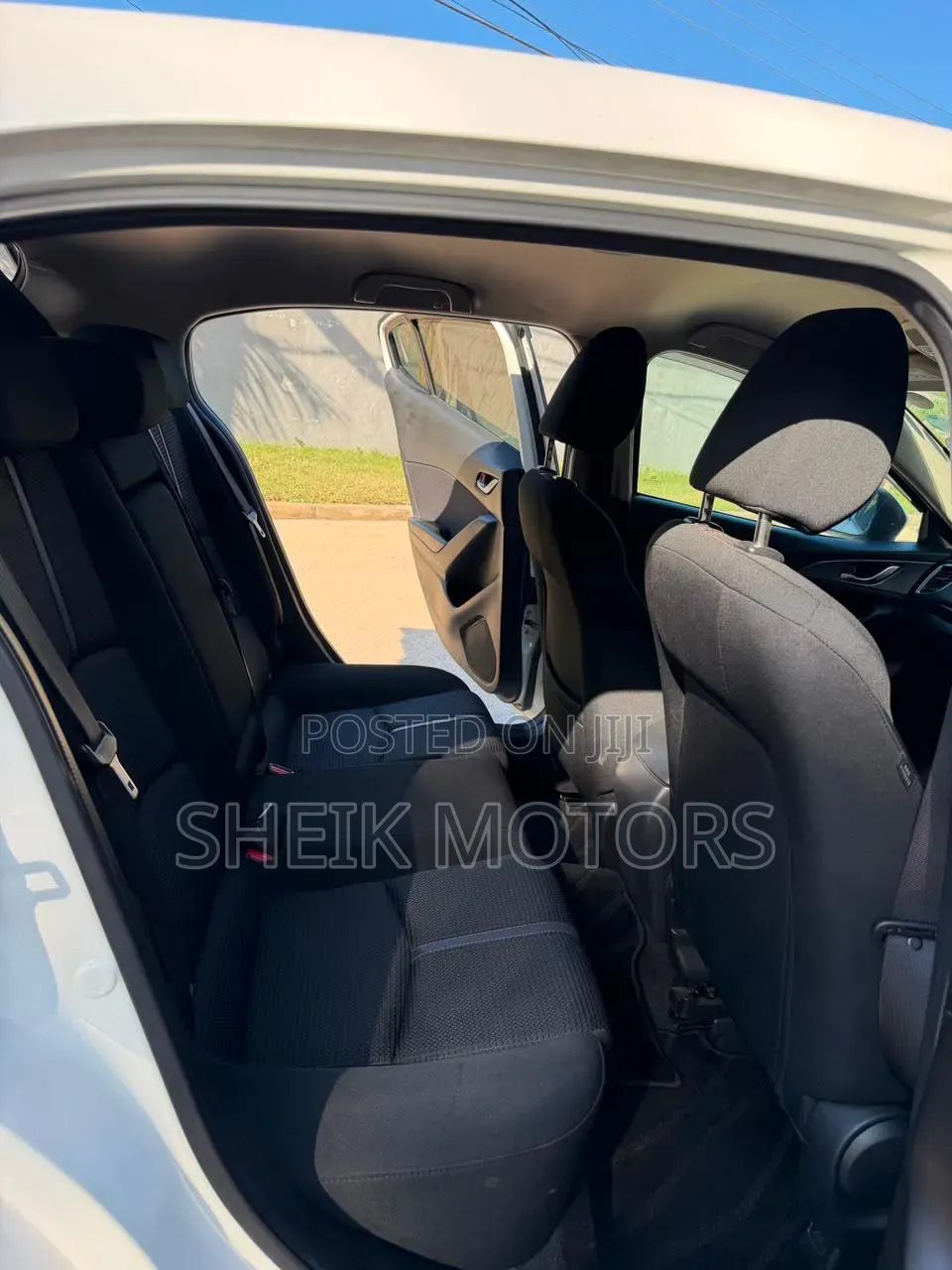 Mazda Axela 2019 White