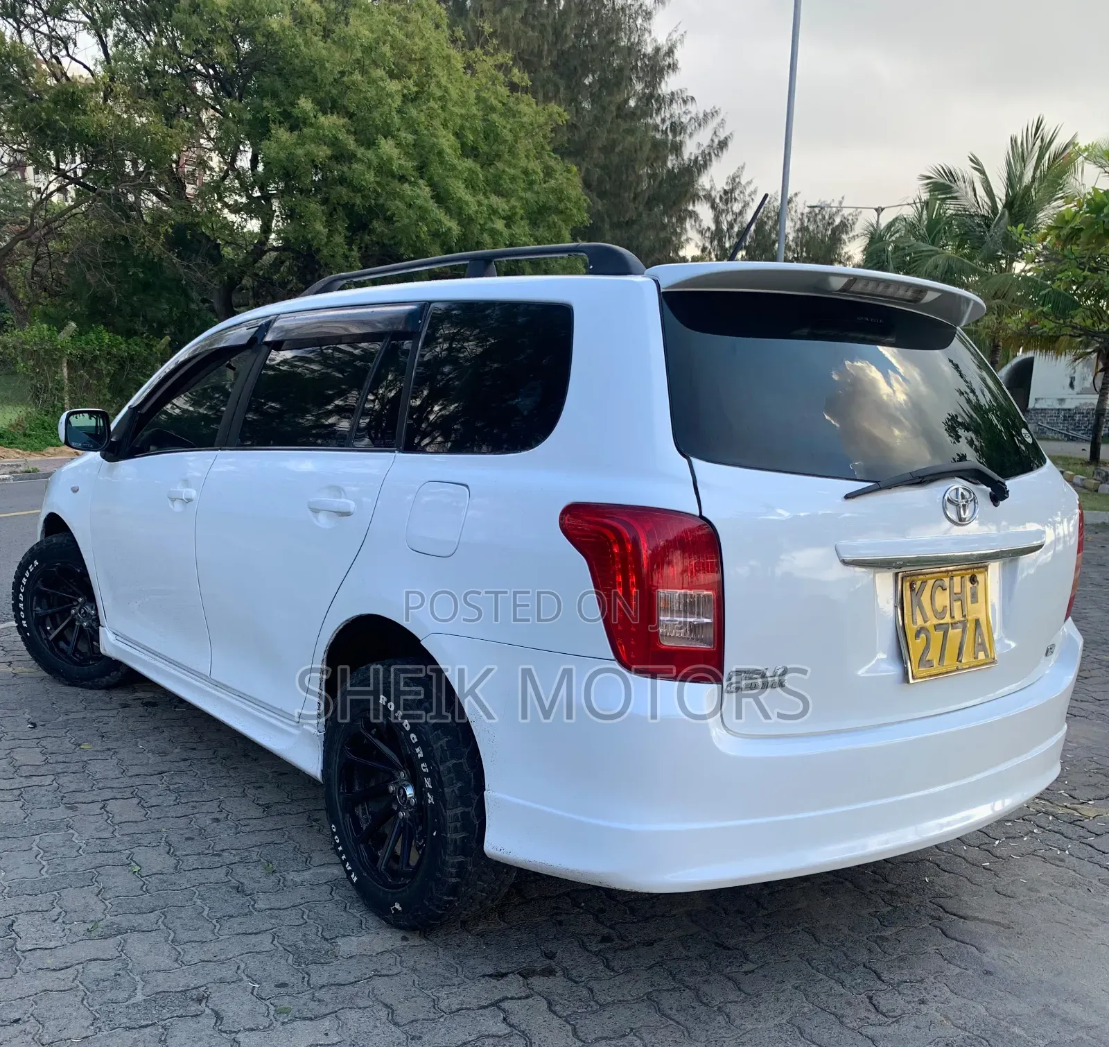 Toyota Corolla Fielder 2009 White