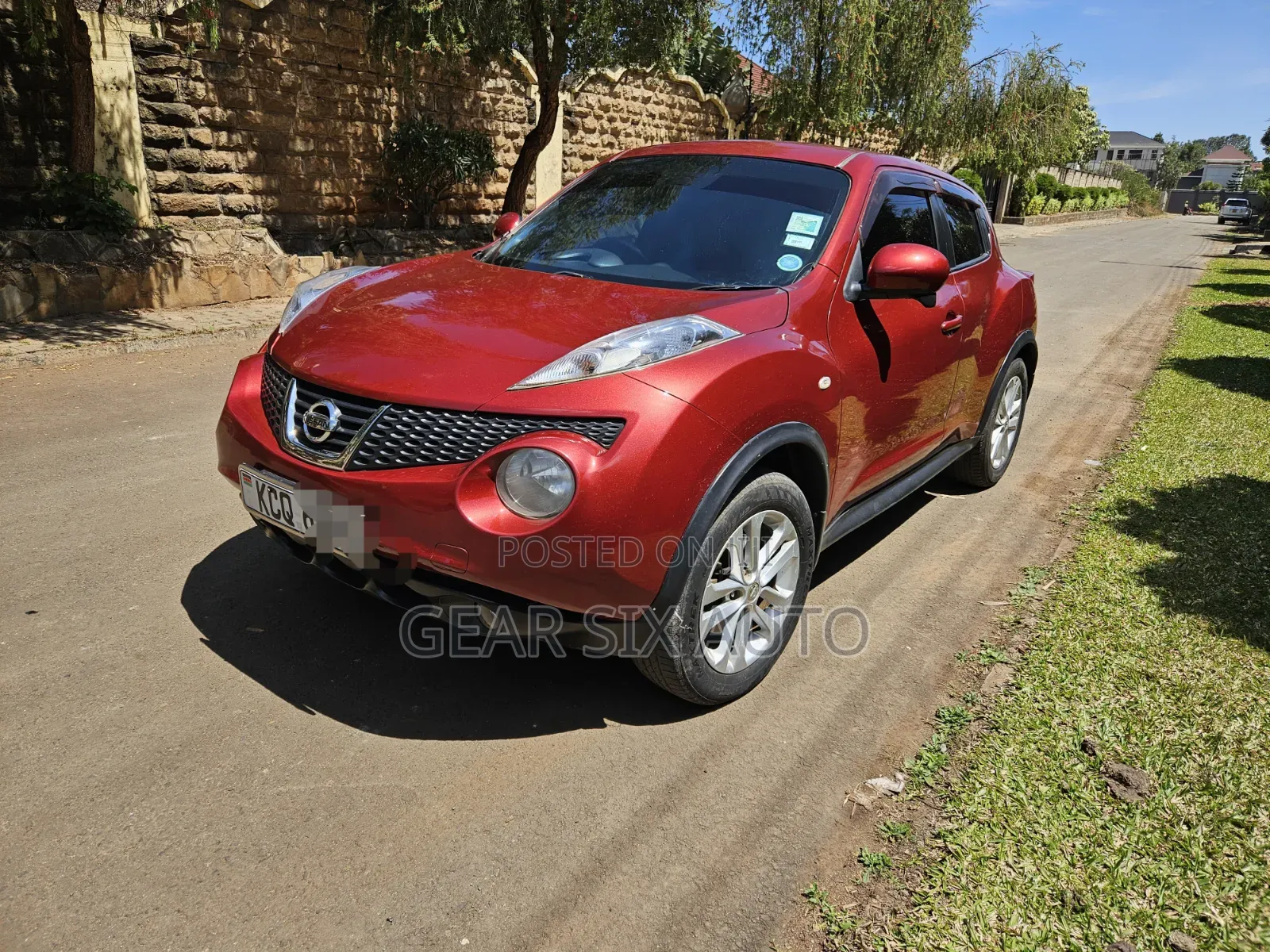 Nissan Juke S AWD 2011 Red