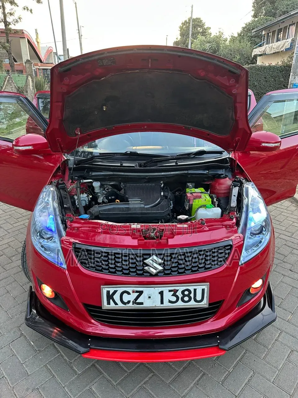 Suzuki Swift 2012 Red