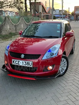 Suzuki Swift 2012 Red