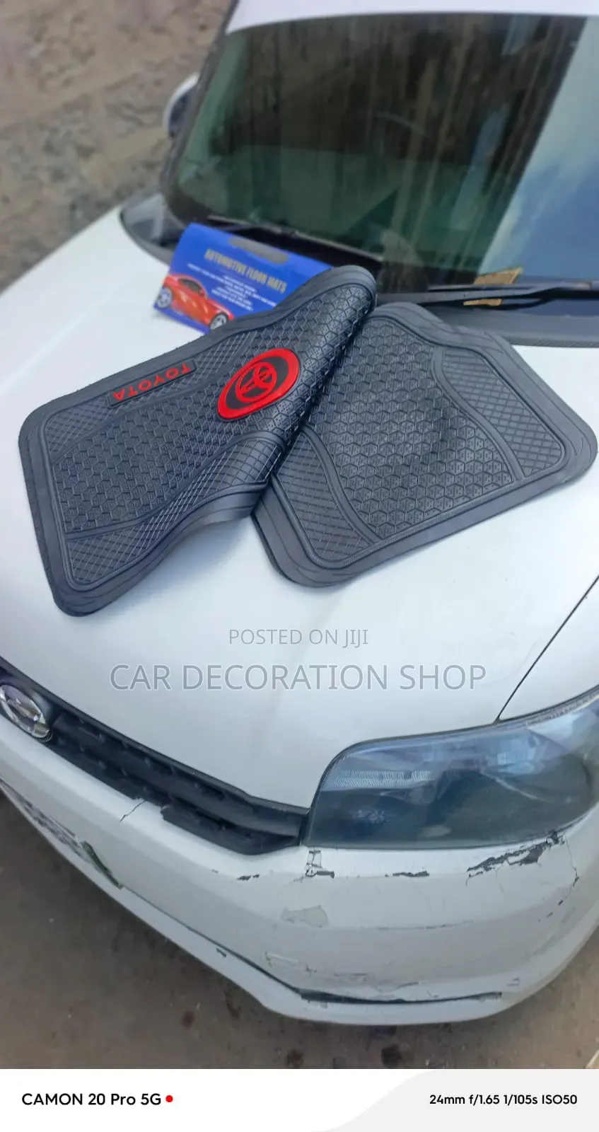 Toyota Floor Mats Keep Dirt,mud,spills Away From Car Floor