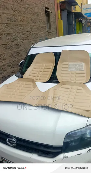 Heavy Duty Leatherette Designed Mats With Conjoined Rear Mat Design