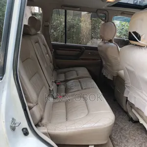 Toyota Land Cruiser Cygnus 4.7 2001 White