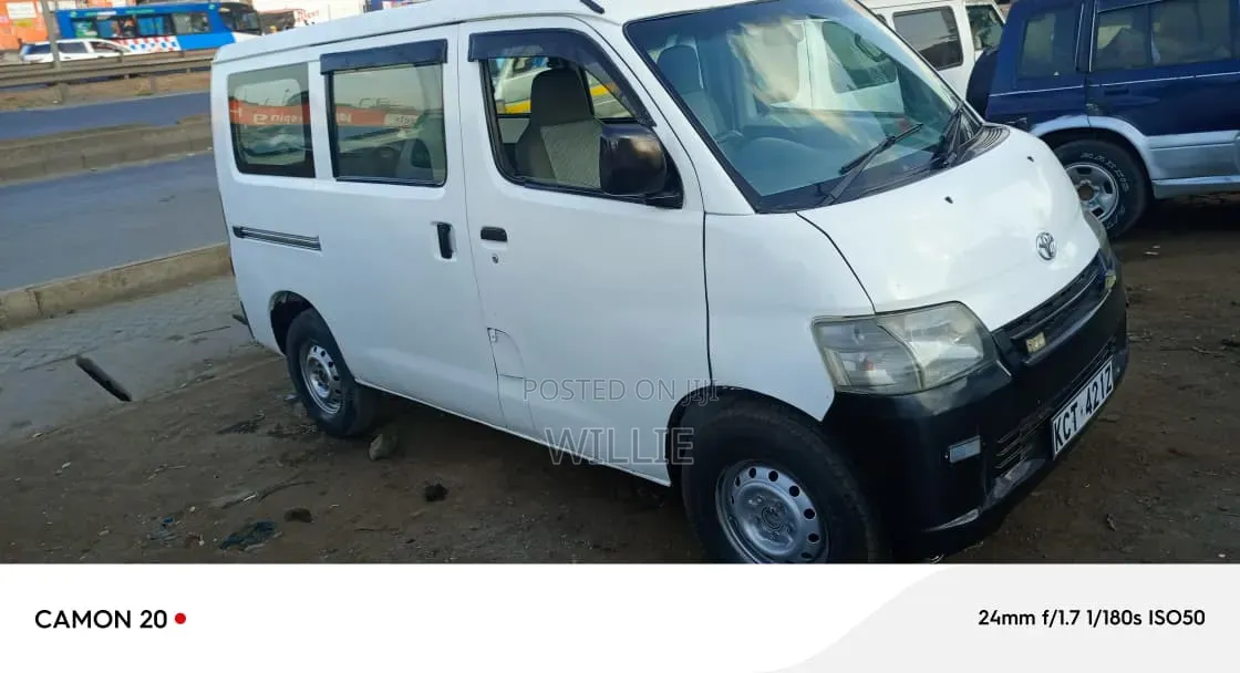 Toyota TownAce 2011 White