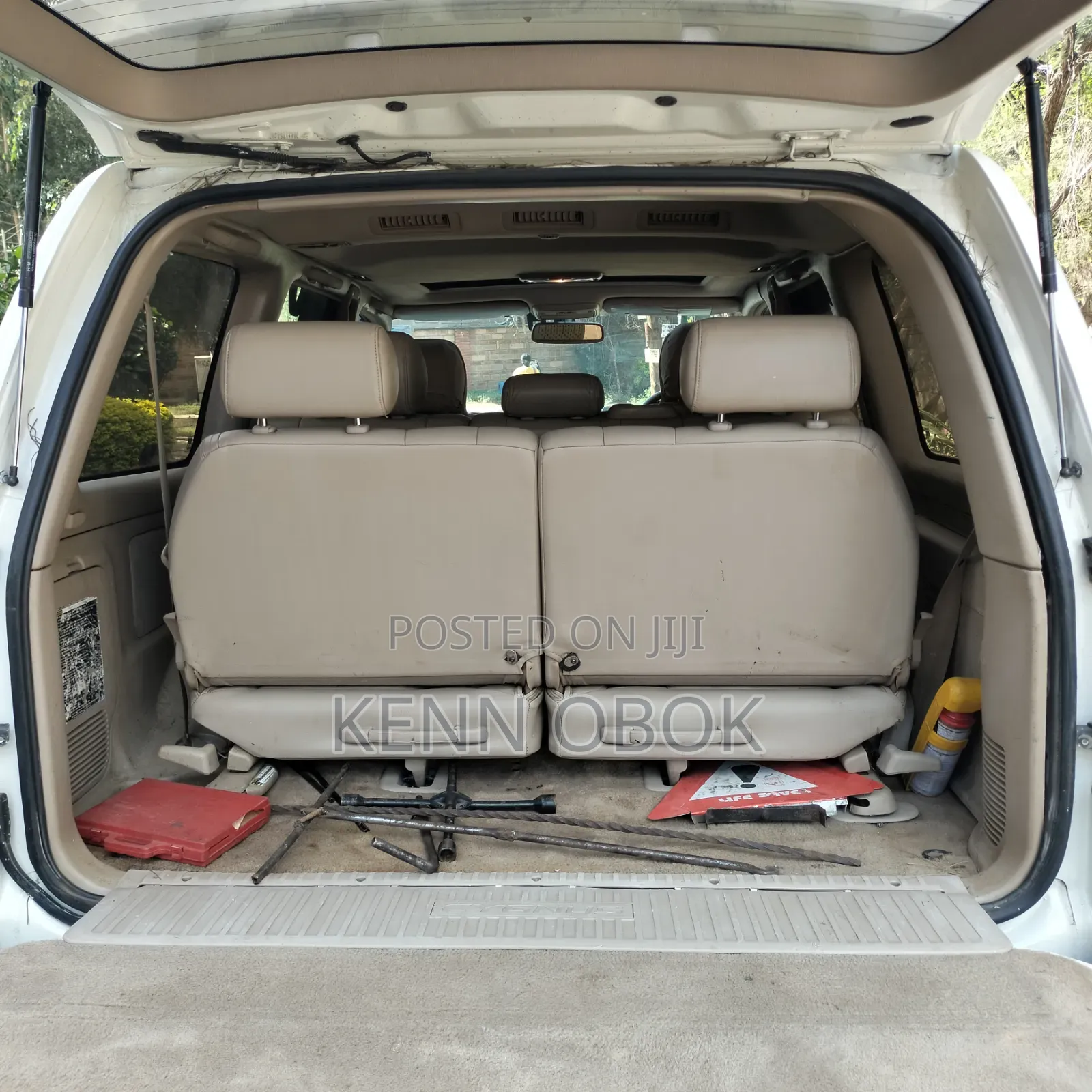 Toyota Land Cruiser Cygnus 4.7 2001 White