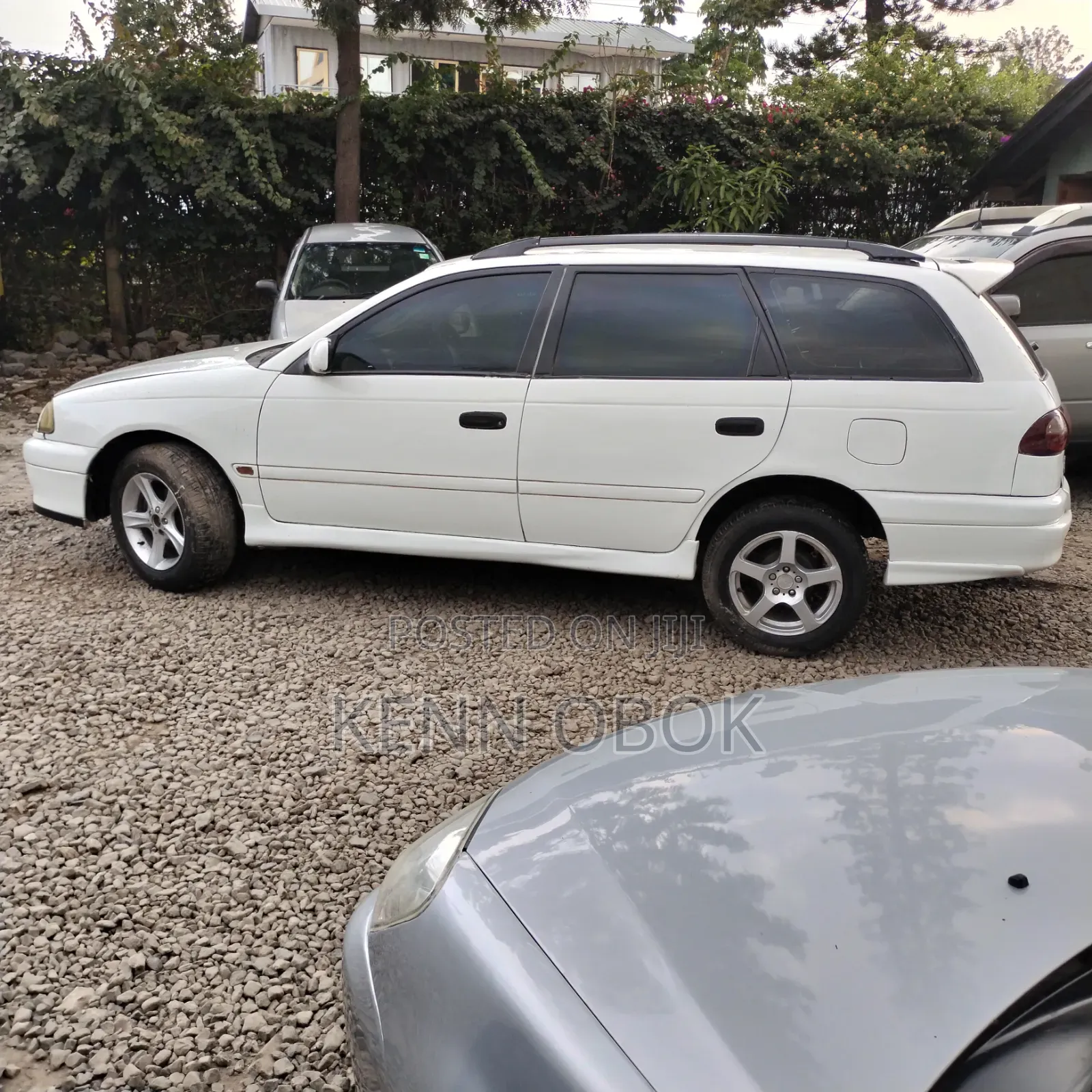 Toyota Caldina 2.0 2002 White