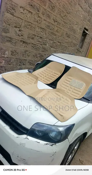 Deep Tray 3pc Conjoined Faux Leather Car Bije Floor Mat