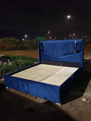 Luxury 5x6 Royal Blue Chester Wingback Bed With Gold Strips