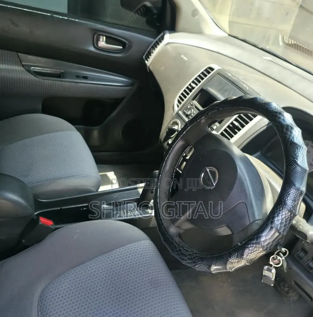 Nissan Wingroad 2009 Silver