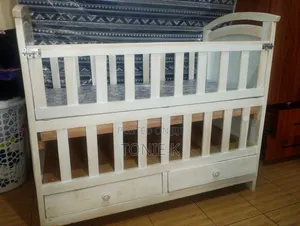 Baby Cot (Cot+Mattress+Net)
