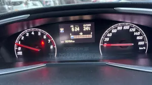 Toyota Sienta 2018 Brown