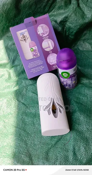 Air Wick Freshmatic Lavender or Citrus Automatic Spray Kit