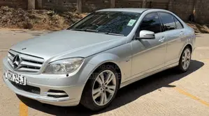 Mercedes-Benz C200 2010 Silver