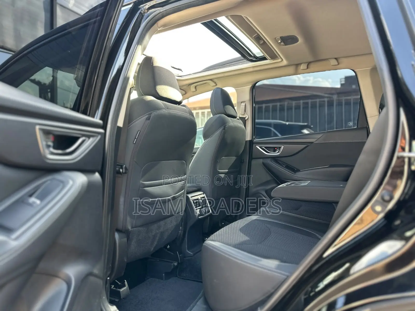 Subaru Forester Premium AWD 2019 Black