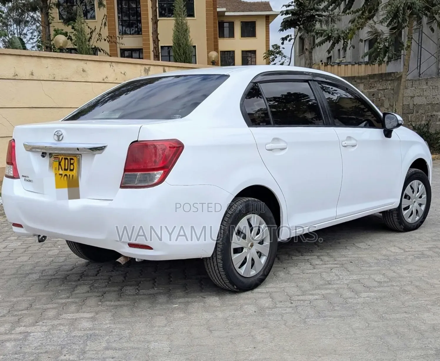 Toyota Axio 2013 White
