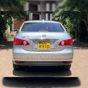 Nissan Bluebird 2008 Silver