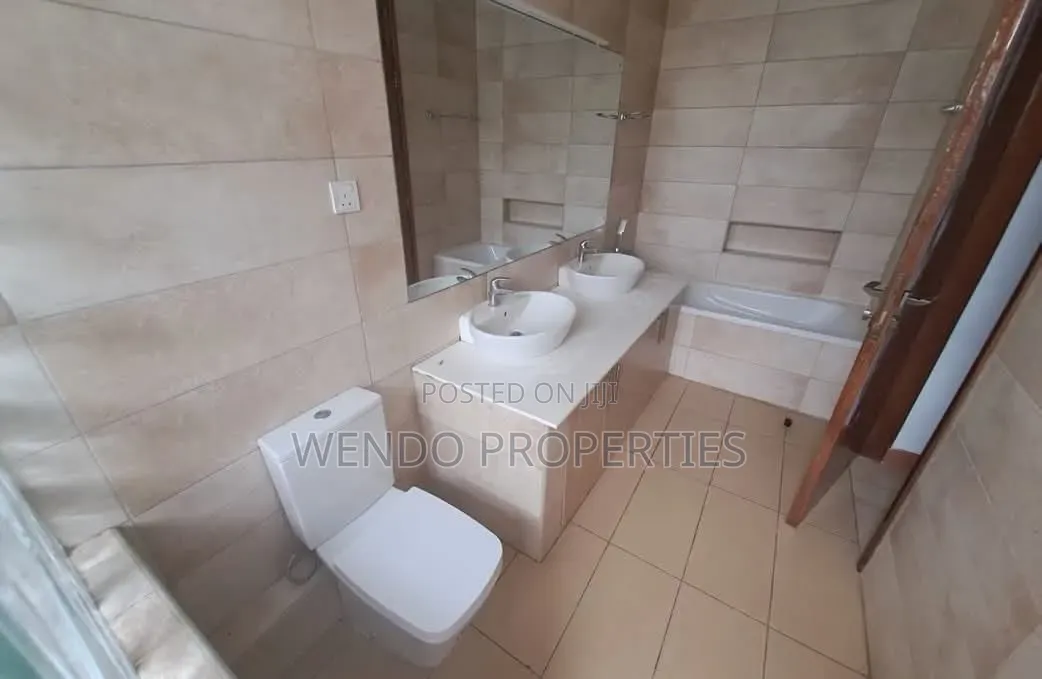 5bdrm Villa in Ngong CBD for rent