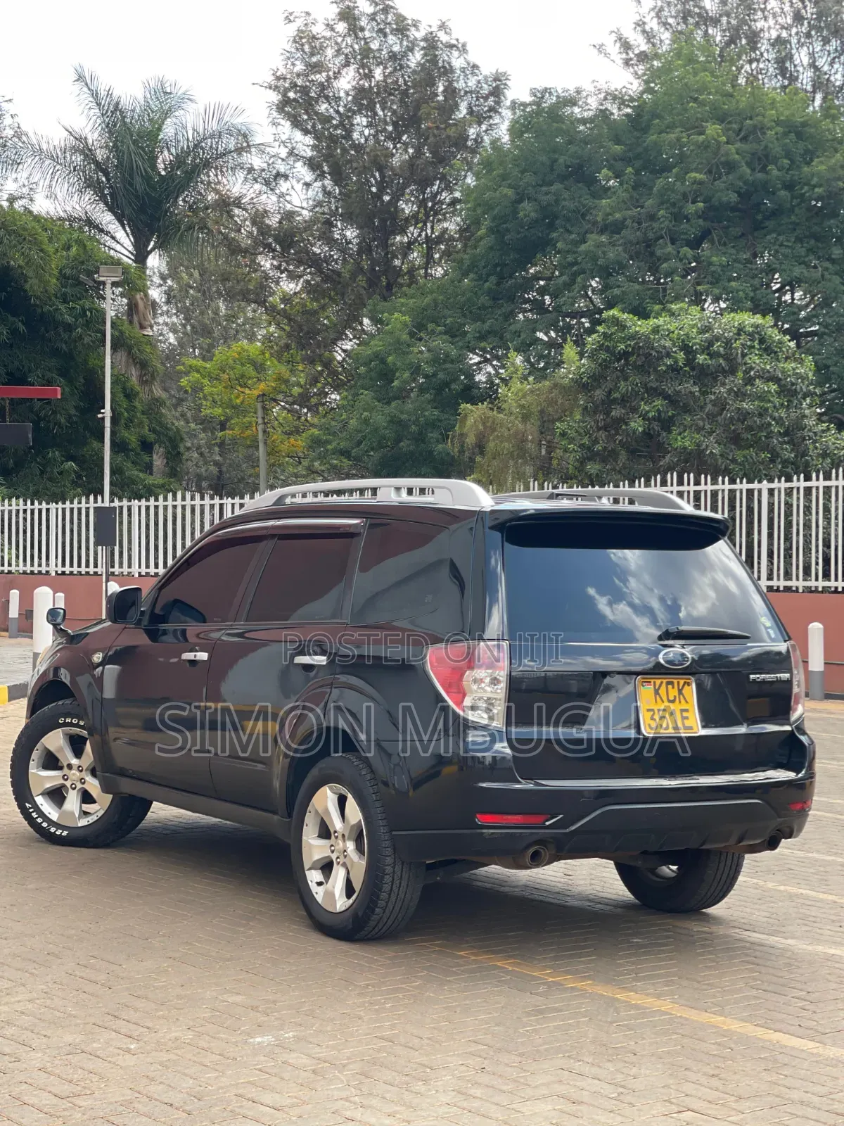 Subaru Forester 2011 Black