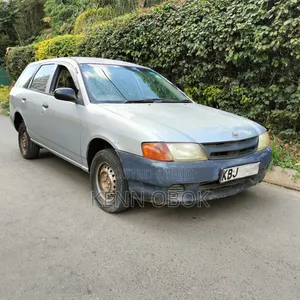 Nissan Advan 2003 Gray