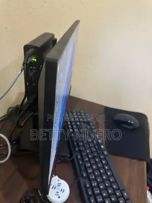 Desktop Computer HP ProDesk 400 G4 8GB Intel Core i5 SSD 256GB