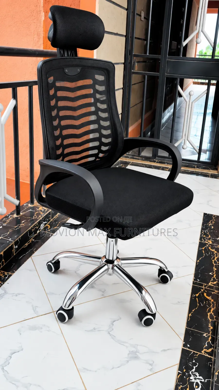 Office Chair/Rotating Chair