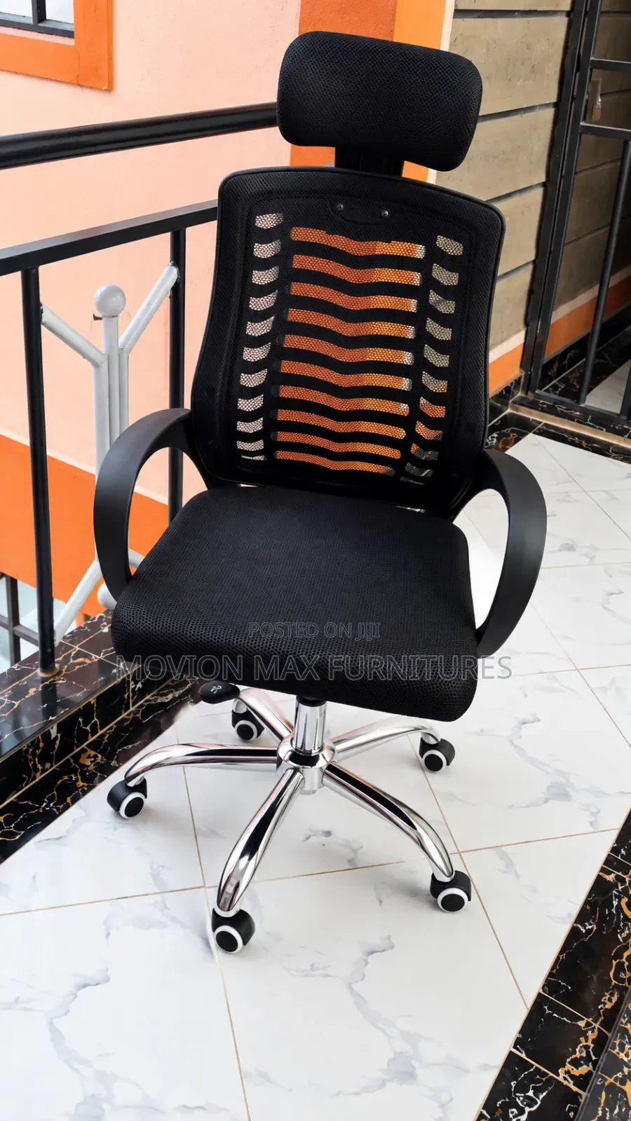 Office Chair/Rotating Chair