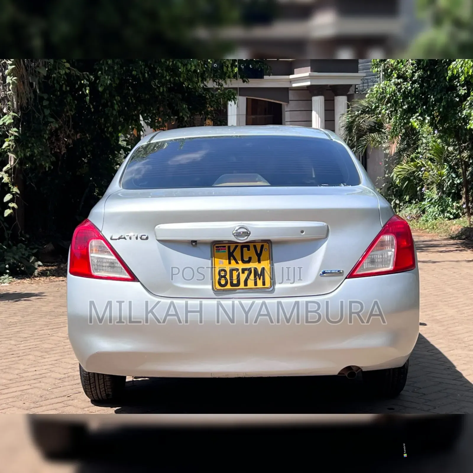 Nissan Tiida 2013 Silver