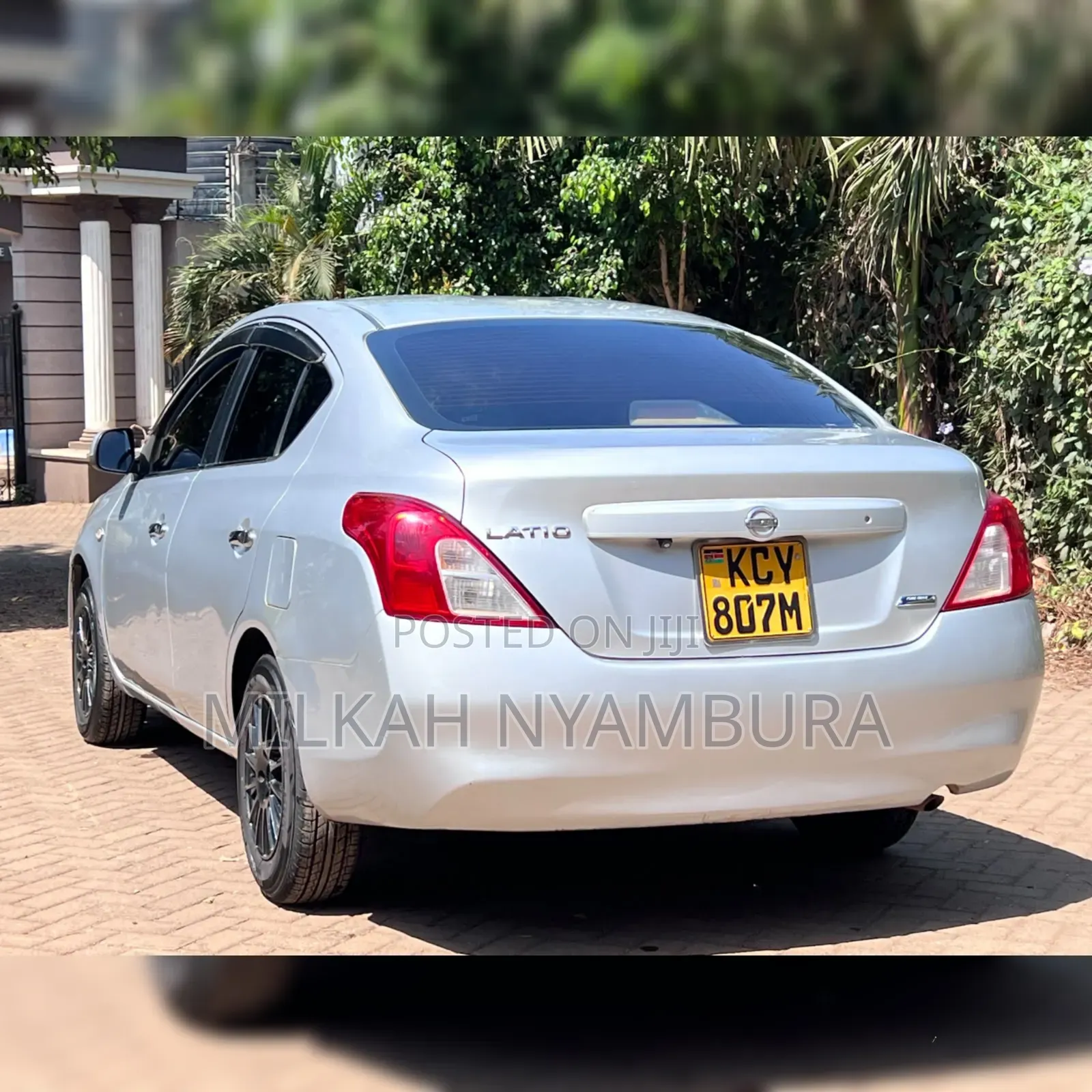 Nissan Tiida 2013 Silver