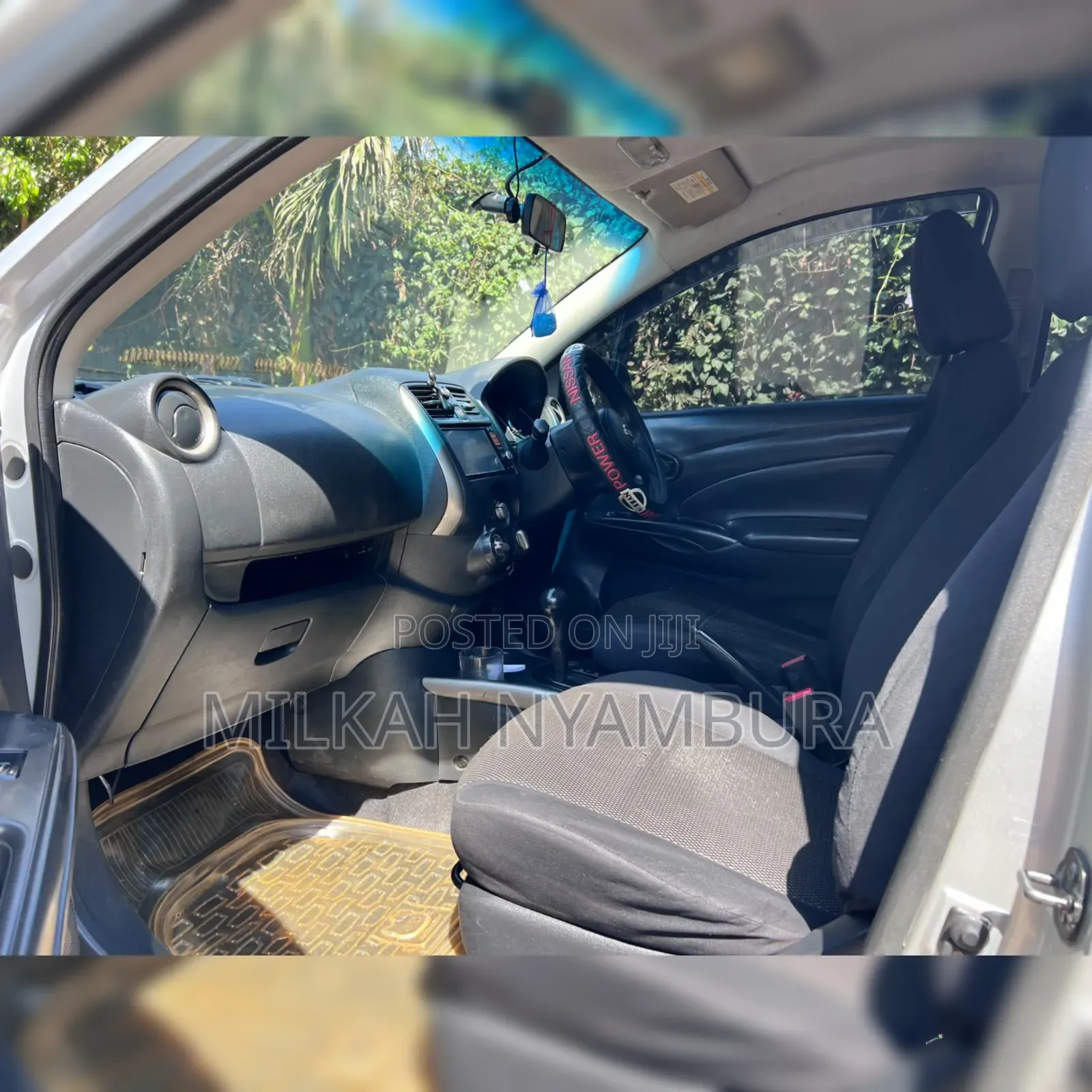 Nissan Tiida 2013 Silver