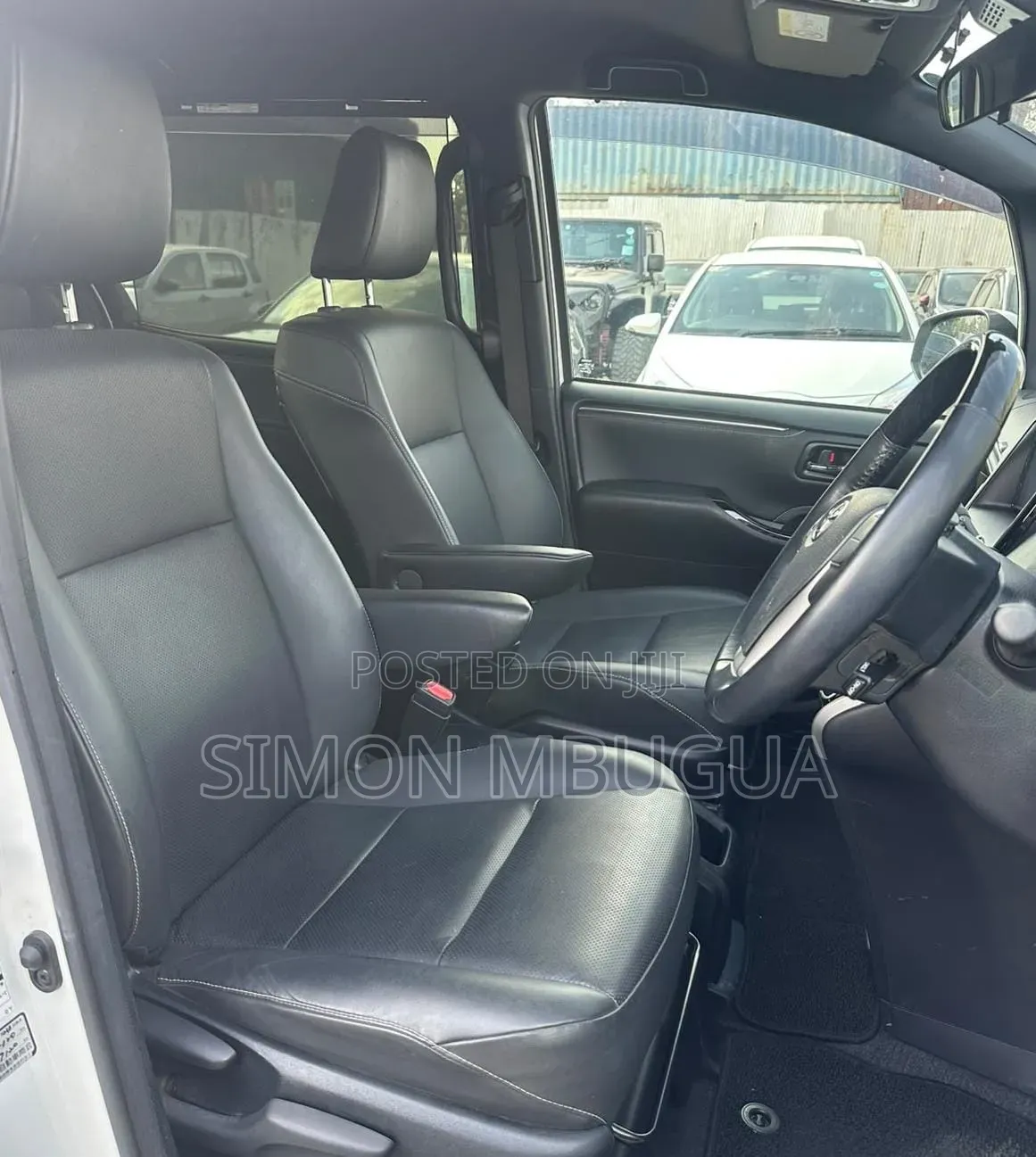 Toyota Esquire 2019 White