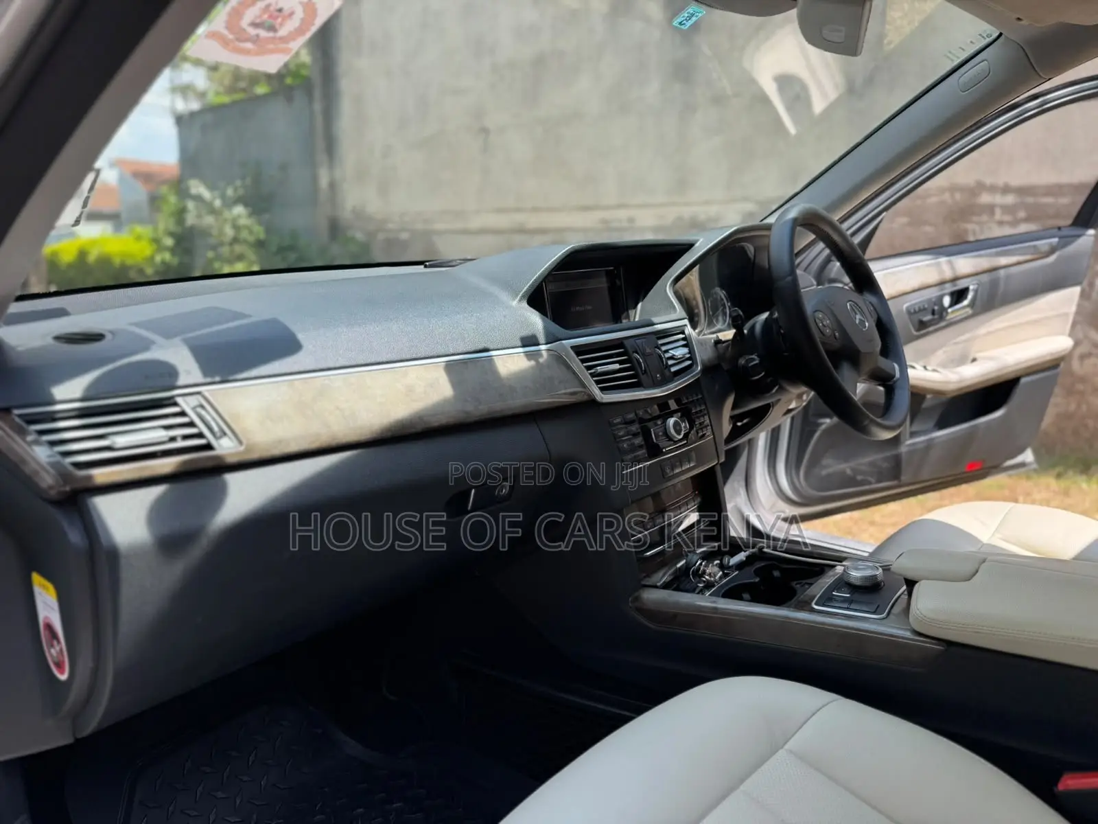 Mercedes-Benz E300 2010 Silver