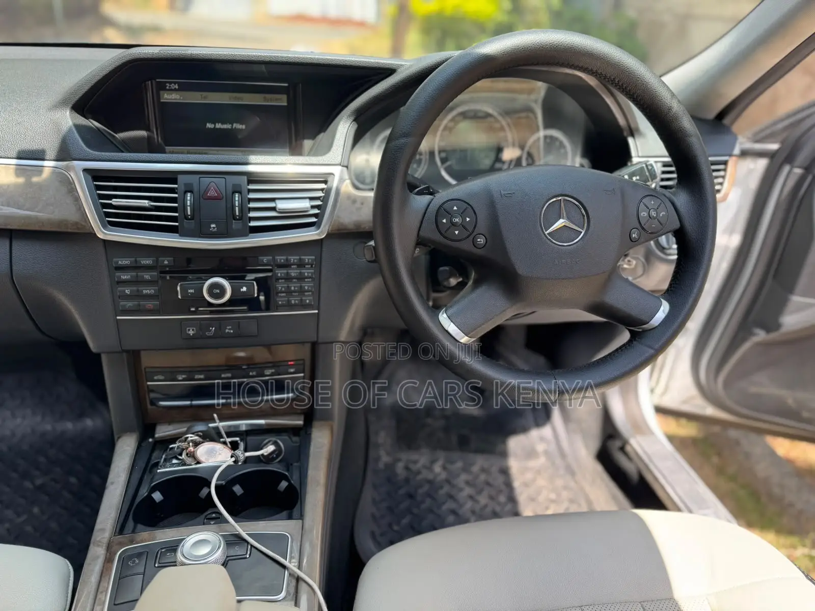 Mercedes-Benz E300 2010 Silver