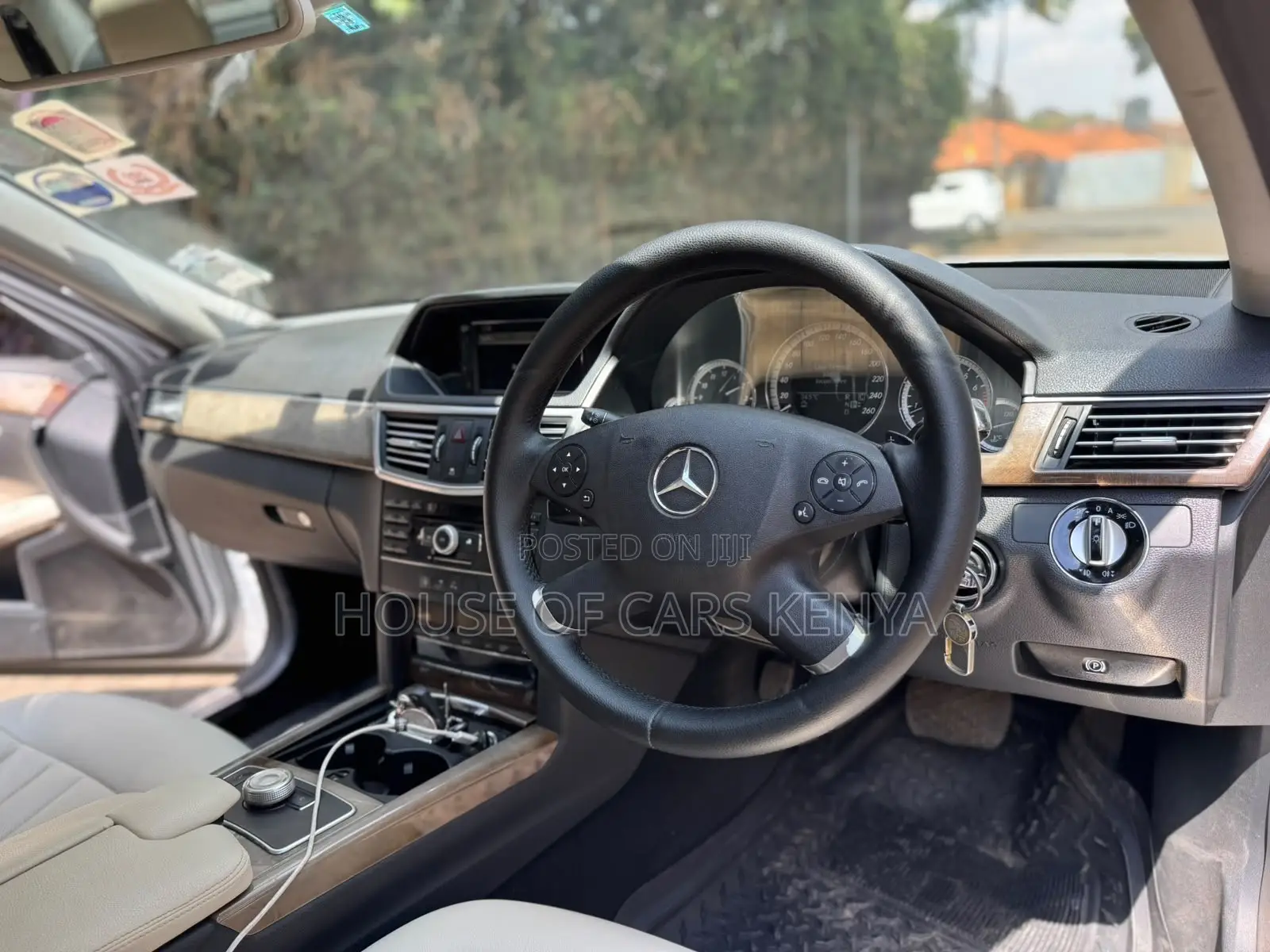 Mercedes-Benz E300 2010 Silver